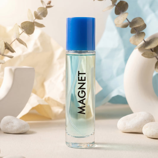 Magnet Eau De Parfum Spray (1 Pc 30 Ml)