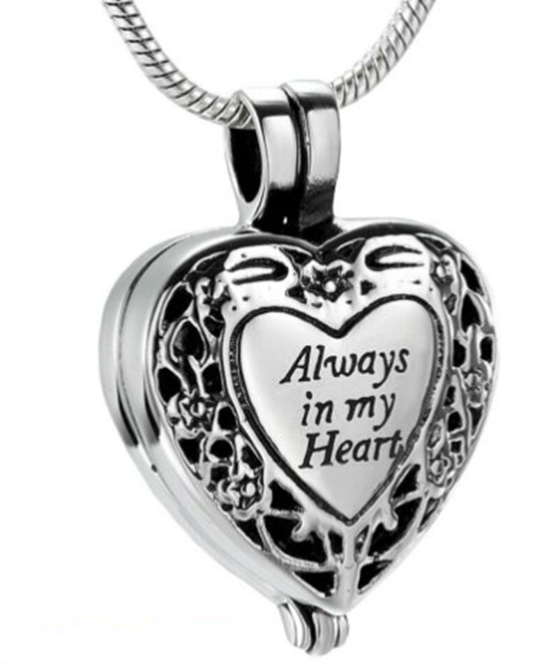 European And American Retro Heart-shaped Perfume Bottle Necklace Silver