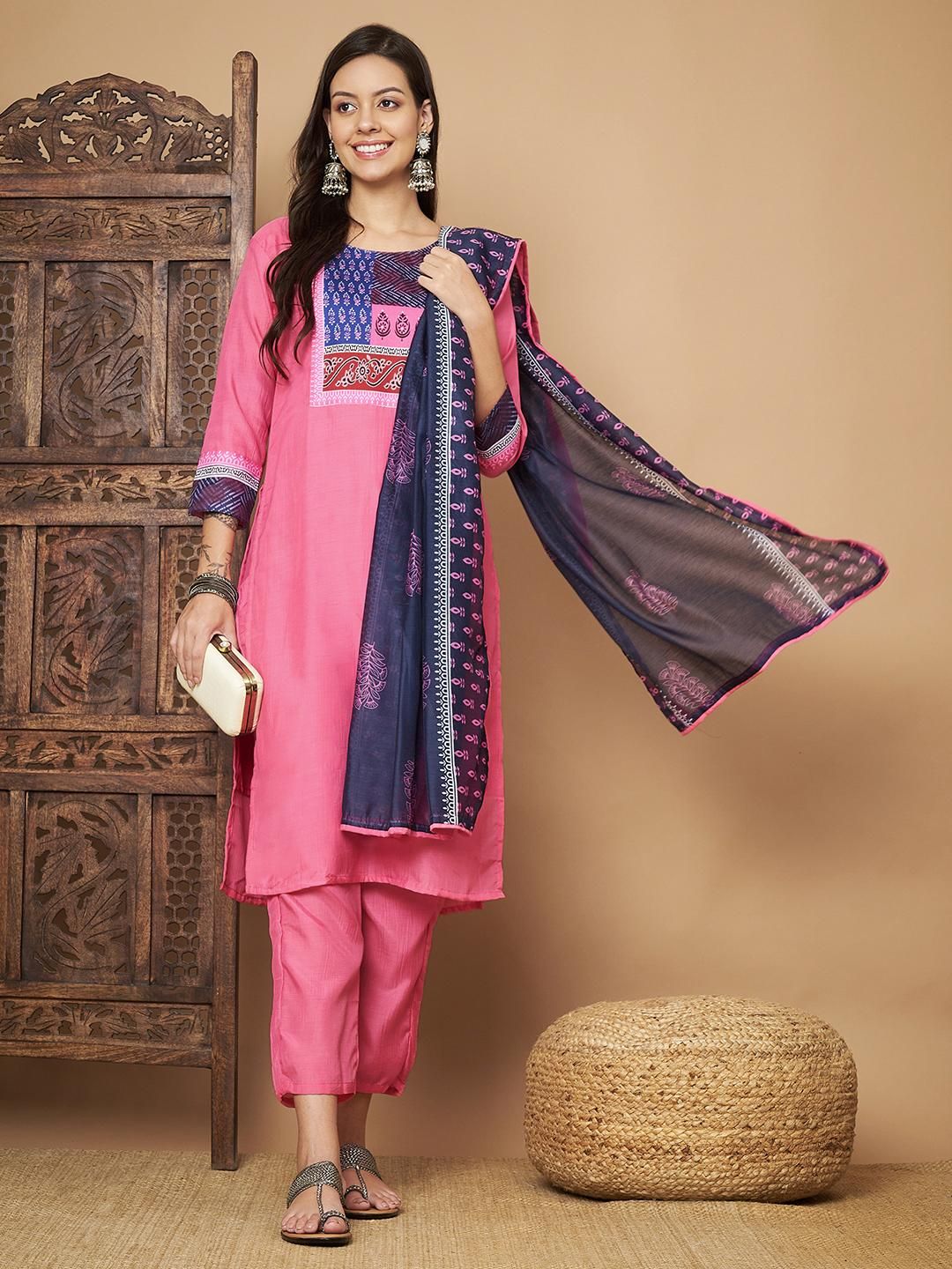 Women Printed Straight Kurta with Pants & Dupatta Set Pink Cotton