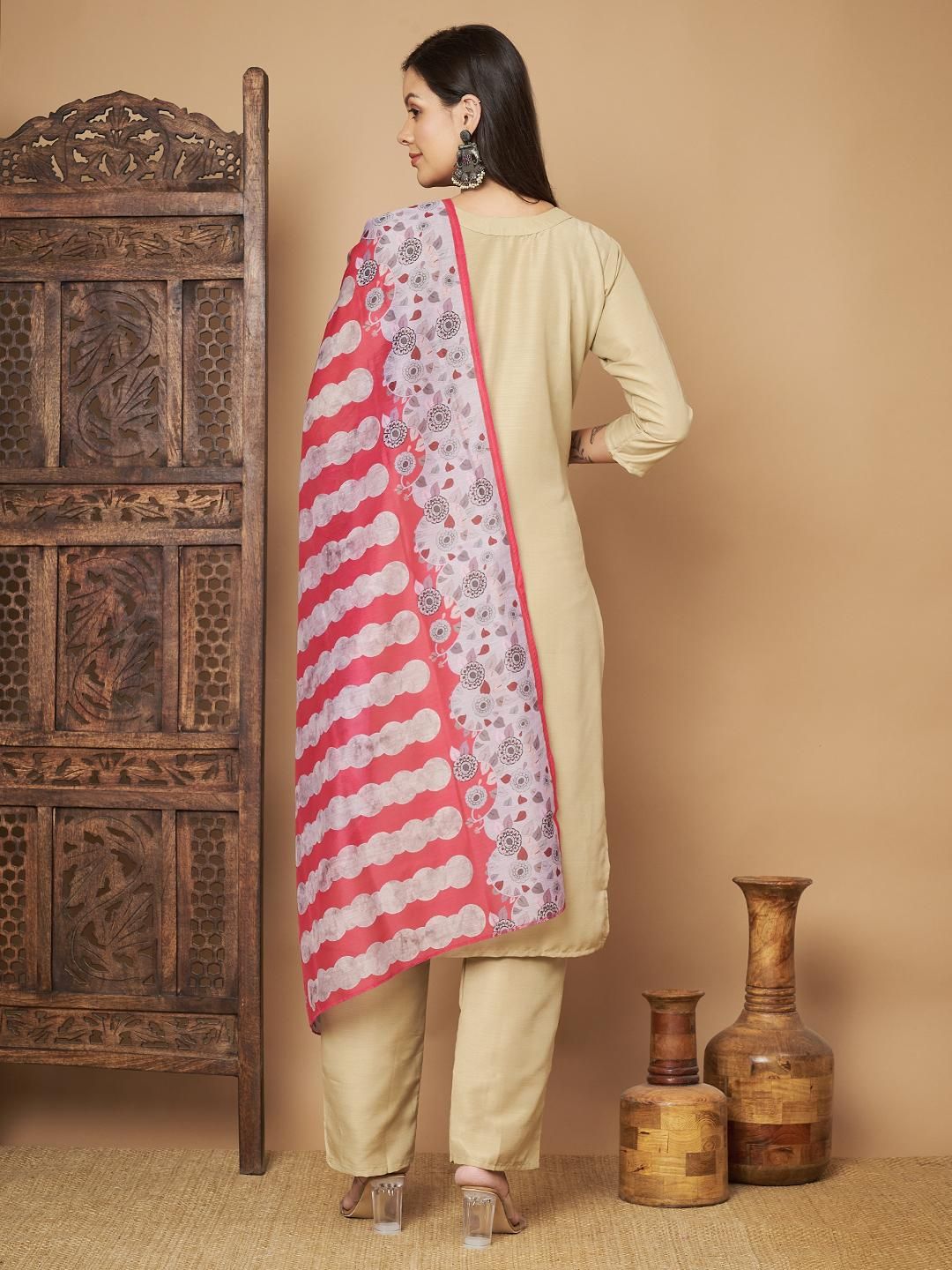 Women Solid Straight Kurta with Pants & Dupatta Set