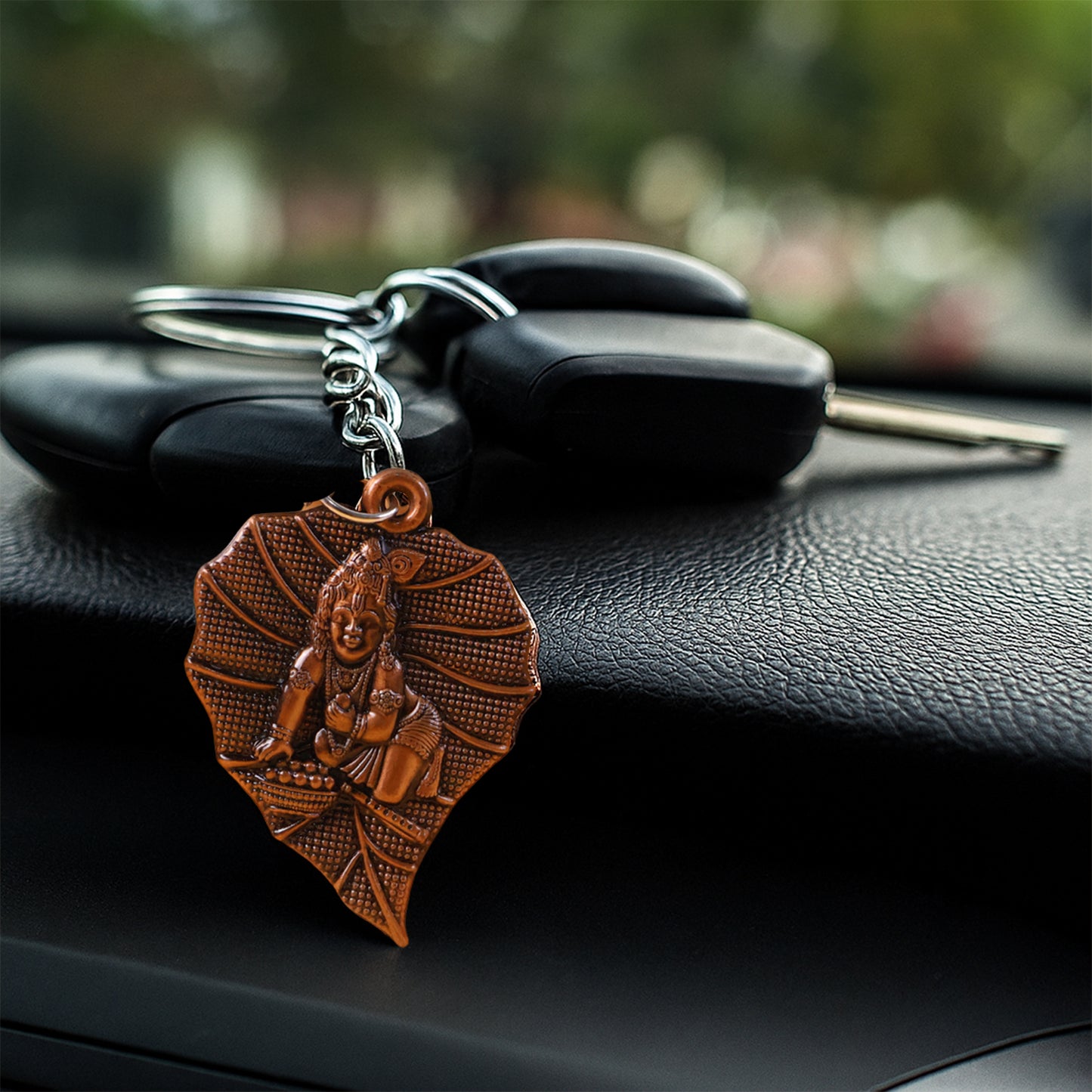 Premium Antique-finish Metal Keychain (1 Pc)