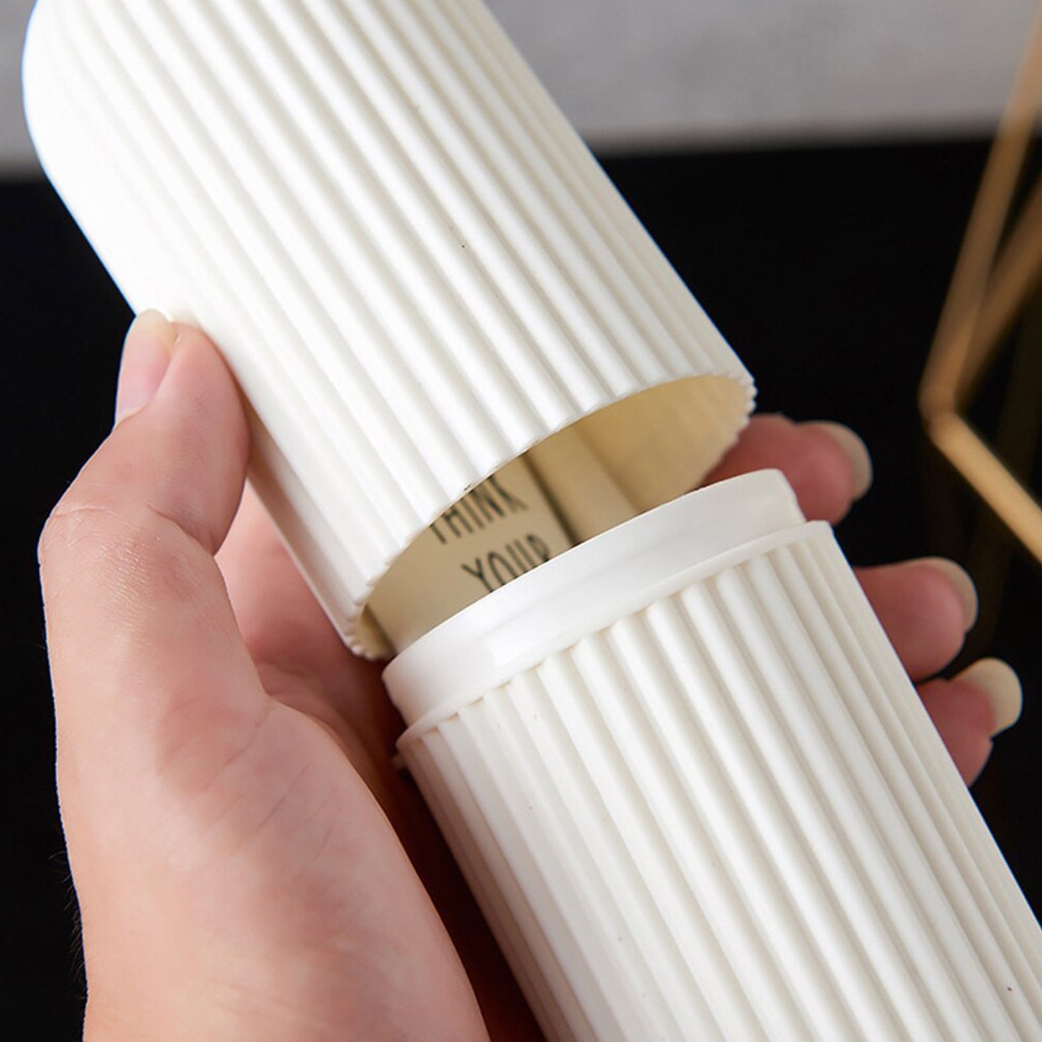Multipurpose Capsule Shape Portable Travel Storage Bottle (1 Set)